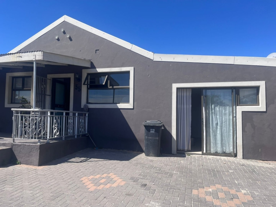 3 Bedroom Property for Sale in Gaylee Western Cape